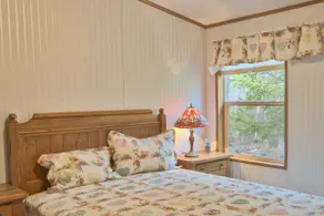 Orchard Acres | Lake Superior South Shore Retreat - Image 5
