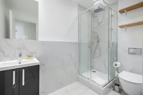 One bedroom apartment in the City, London, EC3N - Image 2