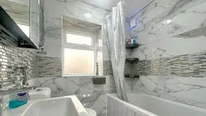 4br-7guests-freeparking-garden-nearmanchester - Image 4