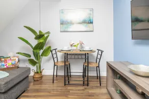 Stylish 1BR Getaway Near Ottawa’s Downtown - Image 4