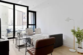 A Cozy 2BR Apt Right on Buzzing Chapel Street - Image 5
