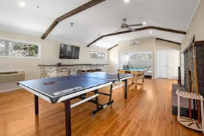 Sprawling Southampton hem med pool & jacuzzi och plats för hela familjen - Image 2