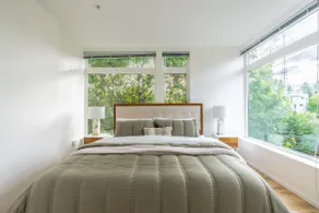 King Bed | Parking | Rooftop views | Desk - Image 3