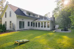 1 Mile to Slopes •Hot Tub • Shuttle • VT Farmhouse - Image 2