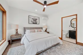 Luxury 4BR Chalet/Hot Tub, Sauna + Shuttle Access - Image 3