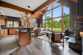 Luxury 4BR Chalet/Hot Tub, Sauna + Shuttle Access - Image 2