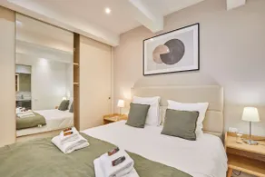 Apartment Le Marais Place des Vosges by Studio Prestige - Image 2