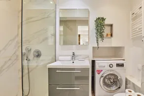Apartment Le Marais Place des Vosges by Studio Prestige - Image 3