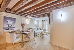 Charming renovated apartment in Center of Paris - Image 3