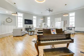 Unique Church Turned Family Retreat: Relax & Enjoy - Image 3