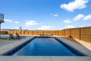 [The Grandview] Pool, Pickleball, Hot Tub, Views - Image 4