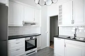 Cozy 2-bedroom APT in middle of Södermalm - Image 5
