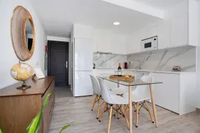 Appartement de vacances avec terrasse et piscine | Vue plage - Image 5