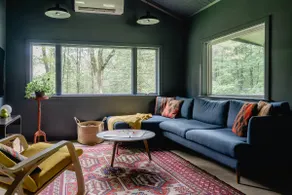 Stylish river town escape with hot tub + fire pit - Image 3