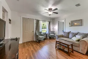 Pet-friendly Home w/ 1-acre Yard in Aubrey - Image 4