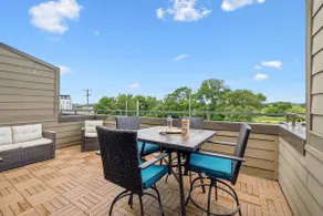 Cozy 3-Story Townhome w/ Rooftop & Skyline Views! - Image 3
