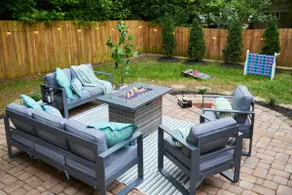 Ultra Luxe! 3 mins to DT, Hot Tub, Sleeps 12, BBQ - Image 3