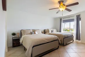 Tiny Tower Treasure - Sleeps 5 & Soaks Sun - Image 2