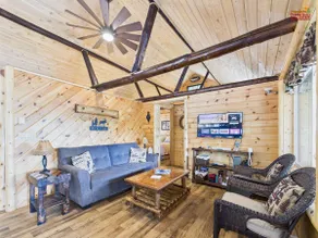 Moonlight Ridge-Cabin on 16 Mile Lake, Quiet Setti - Image 2
