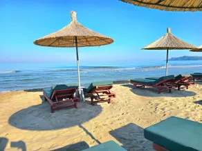 Sea View Holiday Apartment 092 - Image 2