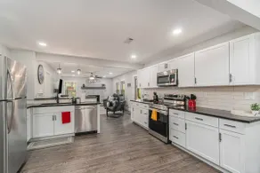 Spacious 4BR/2BA Retreat – Fast Wi-Fi, Model Home! - Image 2