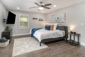 Spacious 4BR/2BA Retreat – Fast Wi-Fi, Model Home! - Image 3