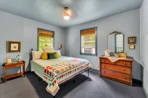 Artist Retreat-Eclectic Charm & Scenic Countryside - Image 5