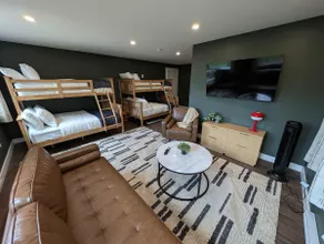 Shuswap Lake Retreat | Private Bunkhouse Suite - Image 3