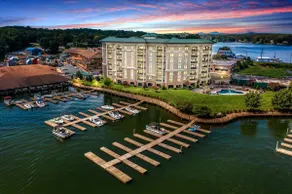 Lake Stardust - Condo with pool ! Pet friendly - Image 2
