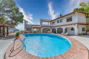 The Sea Views - By Almarina Villas - Image 3