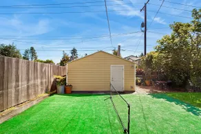 2 BR charming cotttage, pet-friendly, near Seattle - Image 2