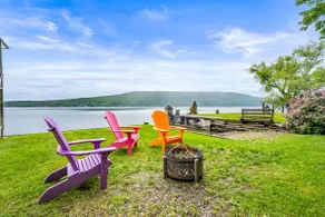 Historical Canandaigua Lakefront | Kayak/Paddlebrd - Image 4