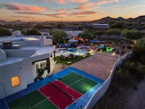 Private Oasis, Pickleball, Sand Volleyball, Sleeps - Image 4