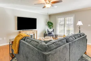 Covered Patio! Modern Home in Jackson - Image 5