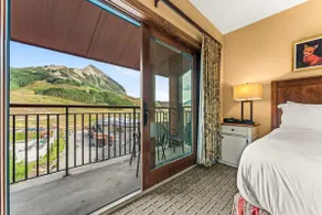 Best View in CB! Ski In-Out, Pool, Hot Tub, Sauna! - Image 2