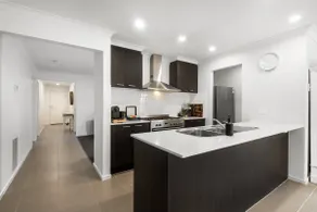 Family-Friendly 4BR Mount Duneed Manor - Image 5