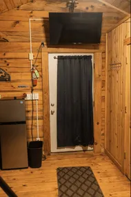 Cute Camping Cabin with Bathroom - Image 5