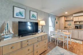 2 Mi to Anna Maria Island: Newly Built Home! - Image 5