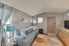 2 Mi to Anna Maria Island: Newly Built Home! - Image 4