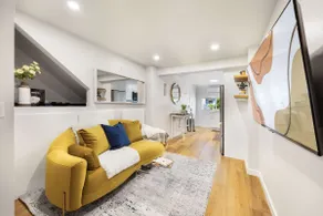 Modern 1BR Designer's Oasis 1min to I-5, Costo - Image 2