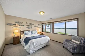 200' Waterfront classic home ~ AC on a Private Raf - Image 5