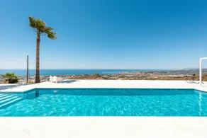 Villa Clery Algarrobo - Image 2