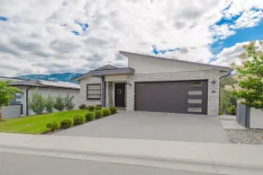 Modern Suite by Black Mountain Golf Club - Image 3