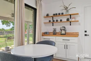 Boho Home Near Domain, Large Yard & Pet Friendly! - Image 4