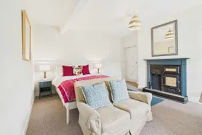 Host & Stay - Bell Cottage - Image 3
