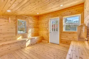 White Cottage East Setauket - Image 4