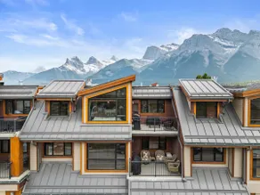 Banff Park Pass, Balcony & Mountain Fireplace - Image 5