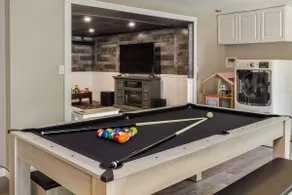 5 Bedroom Home Pool & Hot Tub - Image 3
