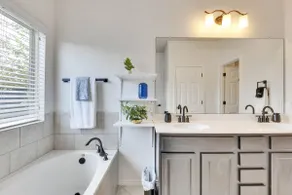 Luxury 4BR/2.5BA Home | EV Charger | Pool Access - Image 5