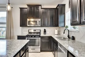 Luxury 4BR/2.5BA Home | EV Charger | Pool Access - Image 4